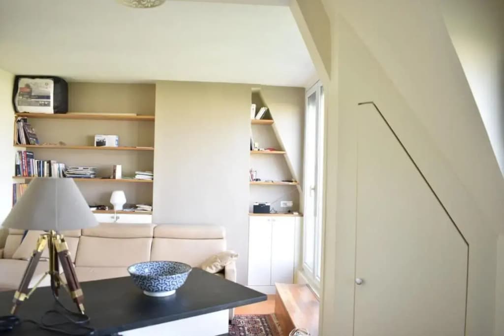 Fully Renovated Bright Studio with High View - photo 5