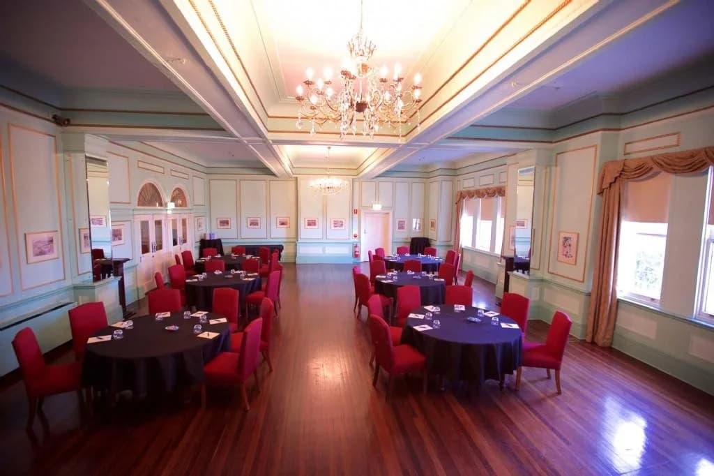 The Carrington Hotel - photo 16