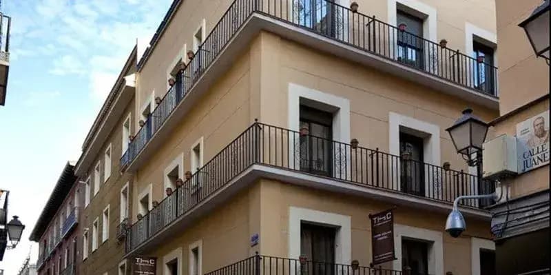 Km1 Tirso de Molina Apartments - photo 1