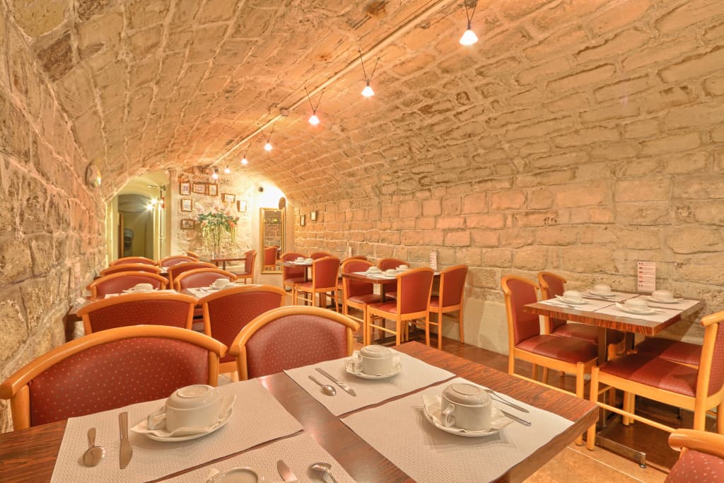 121 Paris Hotel - photo 9