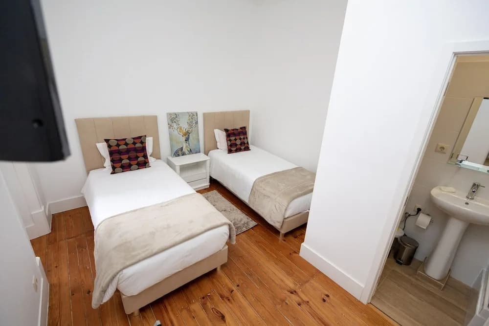 Inn - Chiado Boulevard Guest House - photo 2