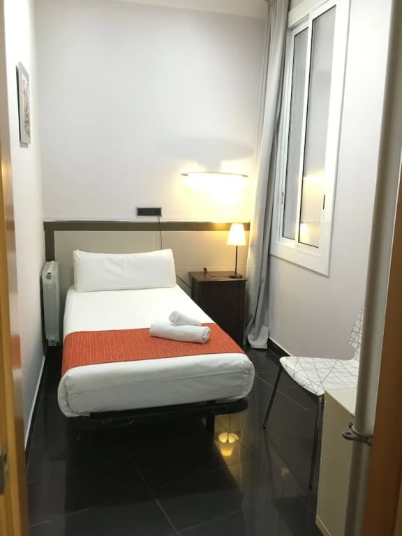 Hostal Levante - photo 6