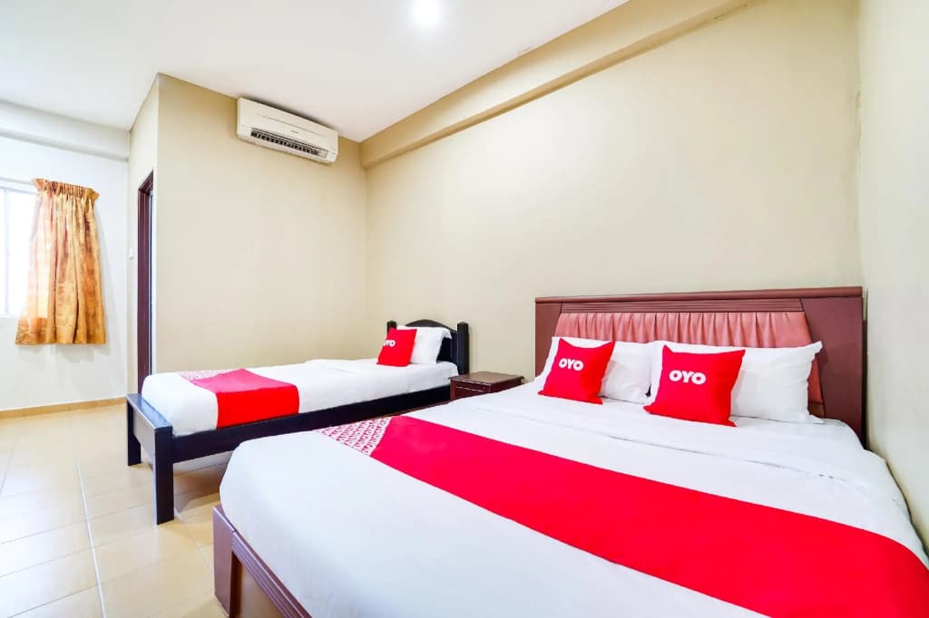 Oyo 44058 Motel Sre Bayam - photo 8