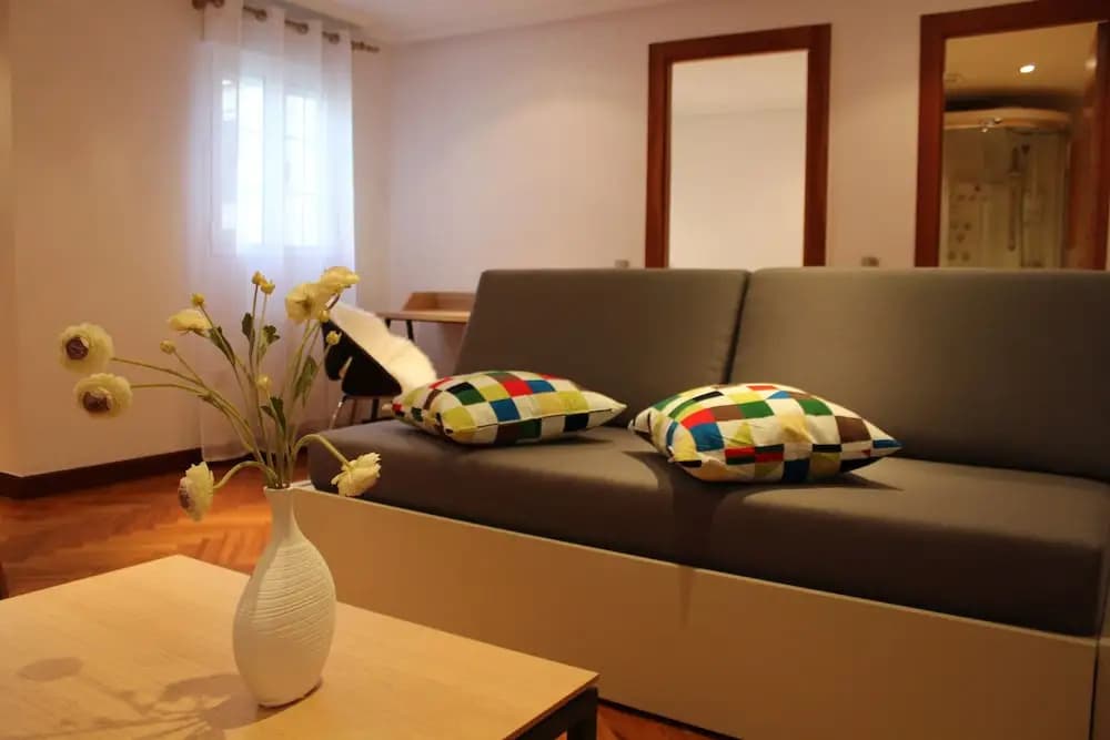 Limehome Madrid Calle de Santa Ana - photo 34