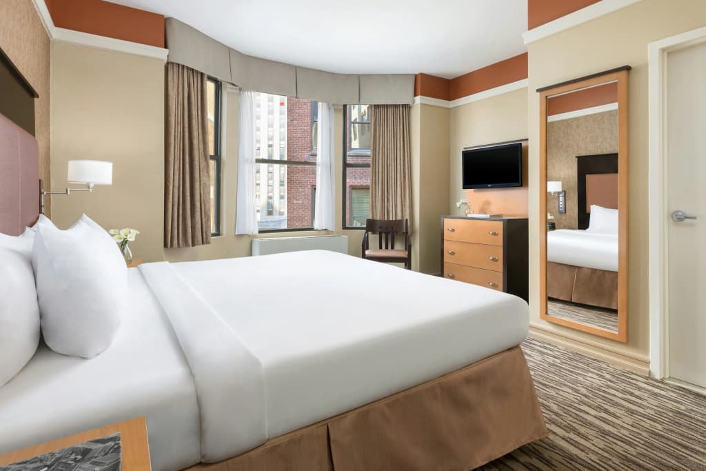 The Hotel @ Fifth Avenue - photo 3