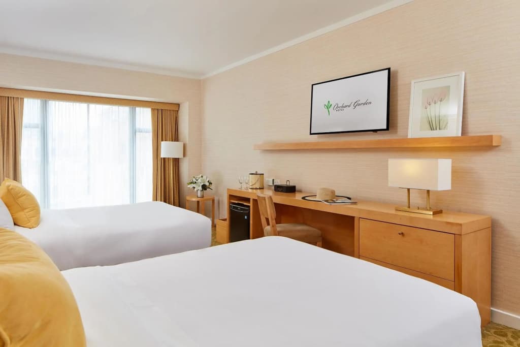 Orchard Garden Hotel - photo 4