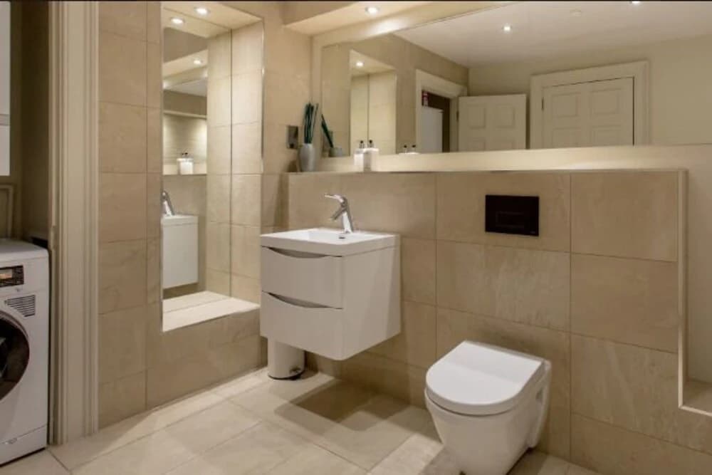 5 Star Luxury Apartment - photo 8