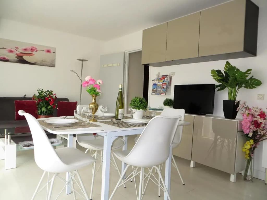 212 C Avenue de la Californie - photo 19