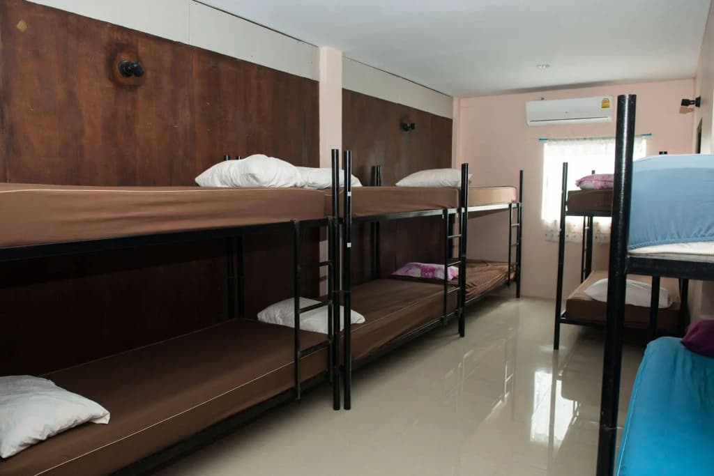 Love Station Hostel - photo 5