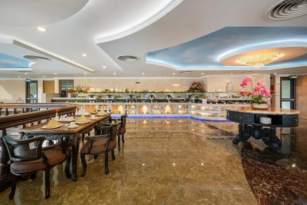 V-Hotel Da Nang Beach - photo 21