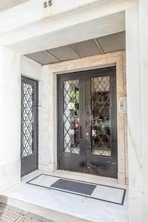 A Chic Kolonaki Apartment - photo 1