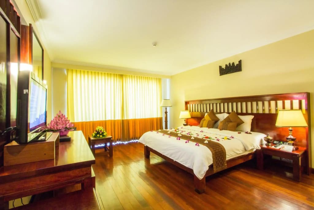 Royal Empire Hotel - photo 36