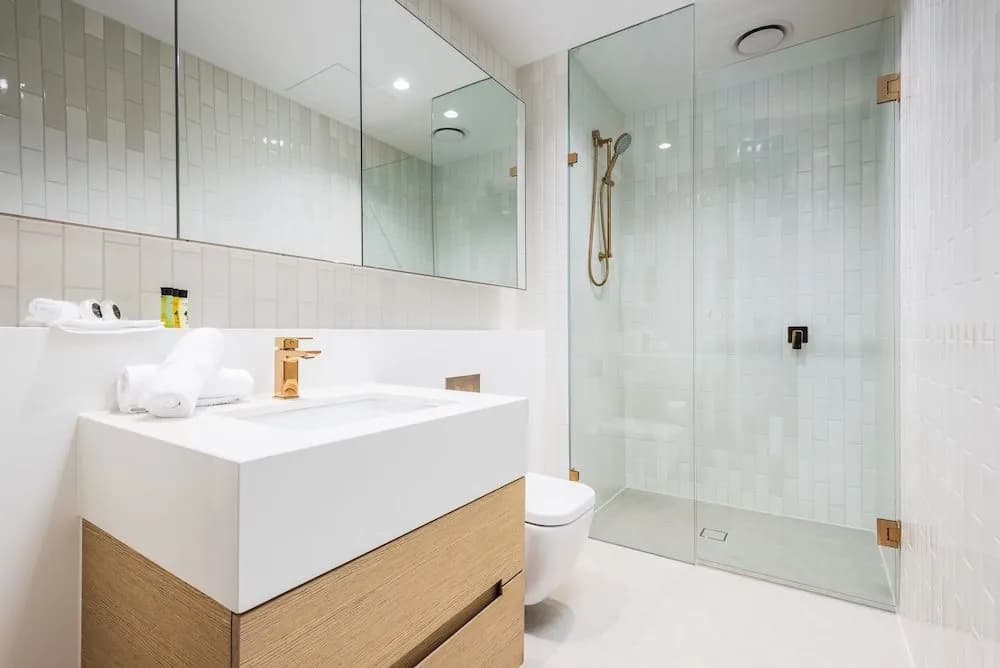 Collins House Apartments by CLLIX - photo 9