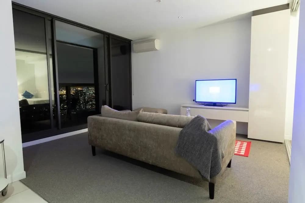 Midtown Southern Cross Residence - photo 5