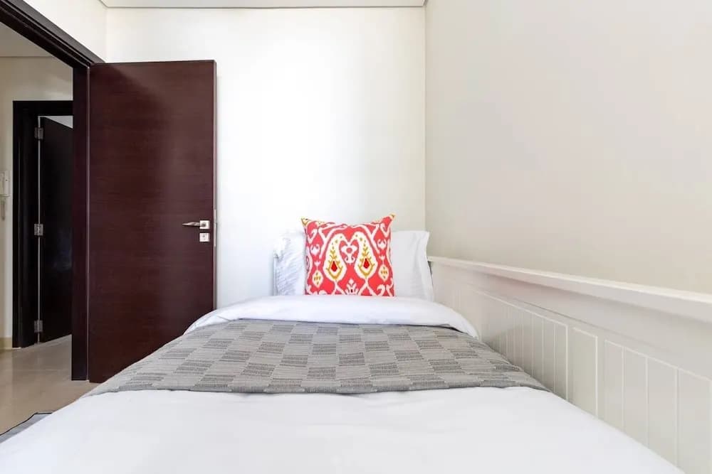 Luxurious 3BR Loft W/ Study In Downtown Dubai - photo 20