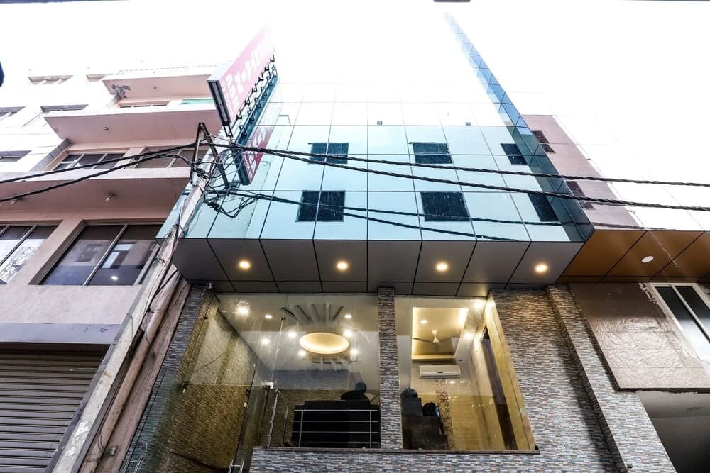 Hotel Krone Delhi - photo 1