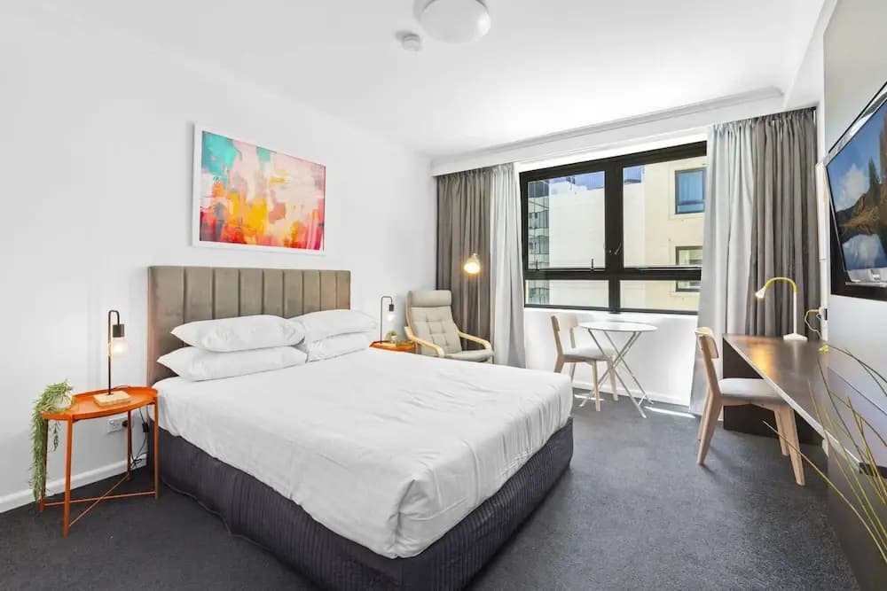 Bright Studio Stay in Central Parramatta - photo 4