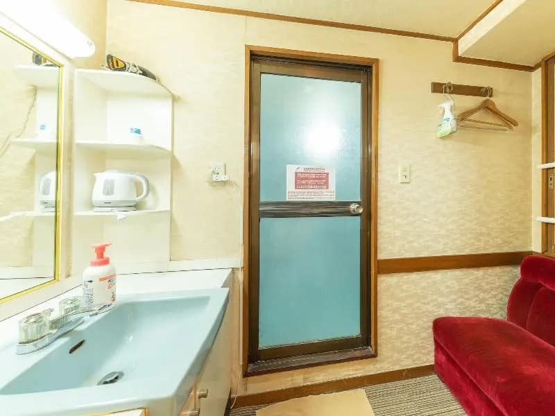 OYO 44868 Hotel Florida - photo 5