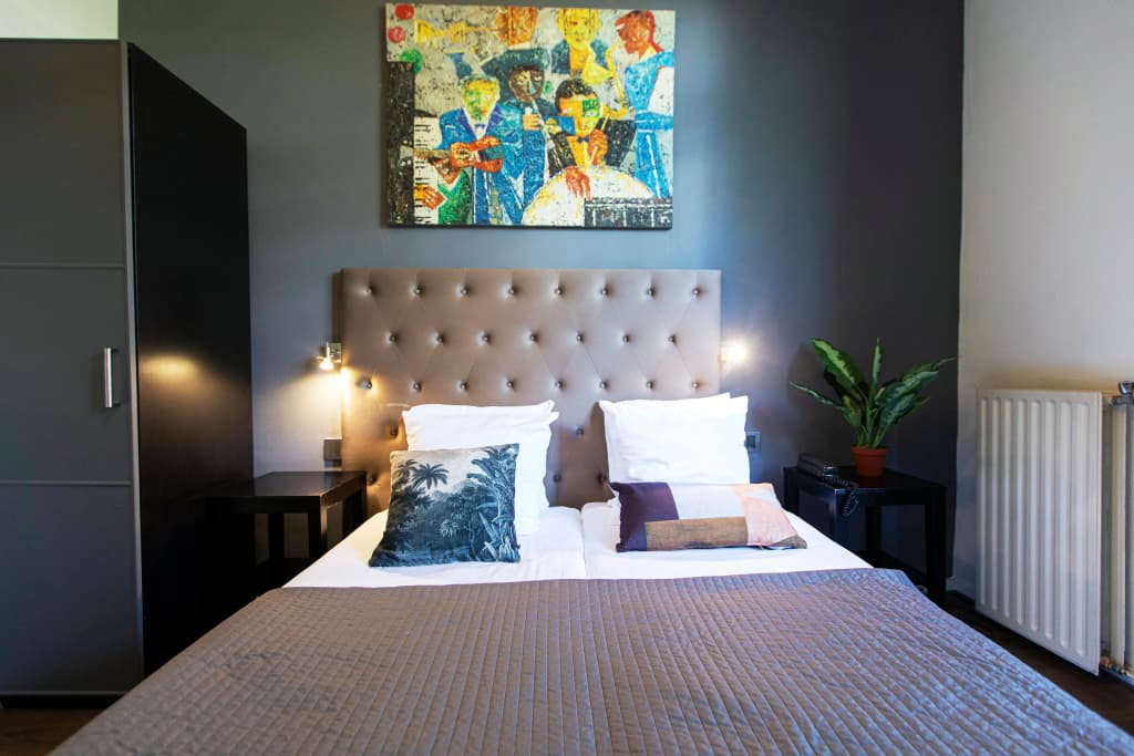 Quentin Museum Square Hotel - photo 6