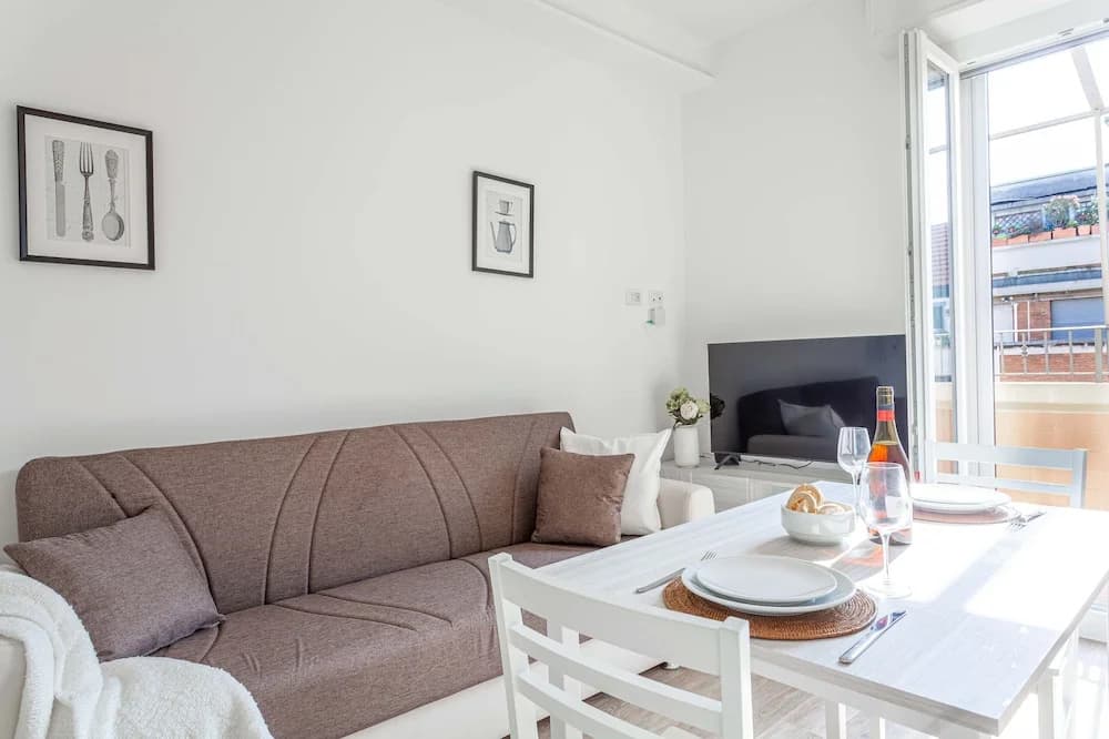 JOIVY Sublime Flat W/Balcony - photo 3
