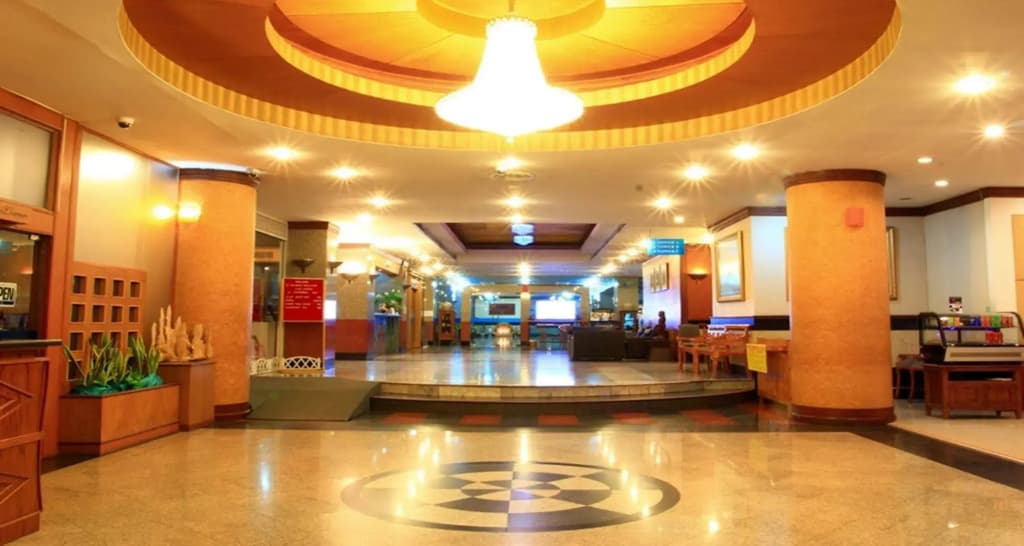 Summit Pavilion - photo 2