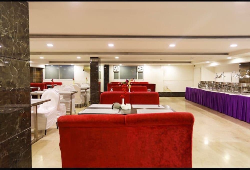 West Yard Hotels - photo 21