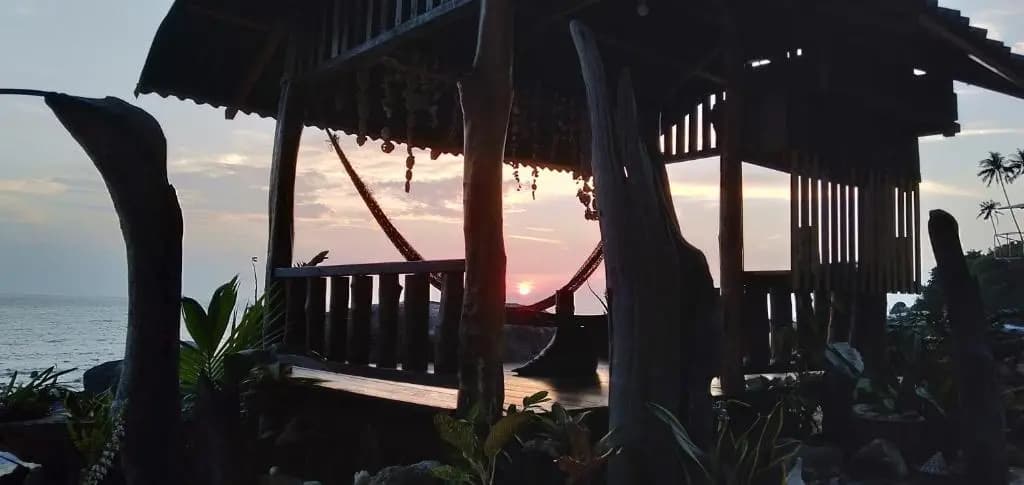 Beach House - photo 2