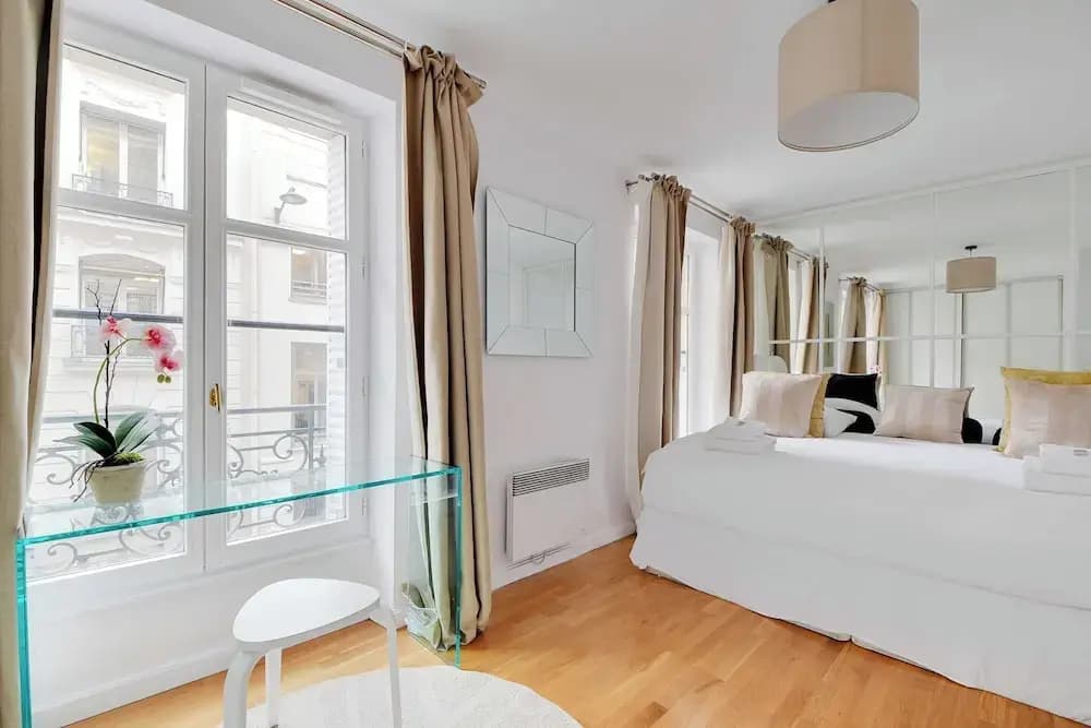 Charming Apartment -1br-4p- Arc de Triomphe - photo 4