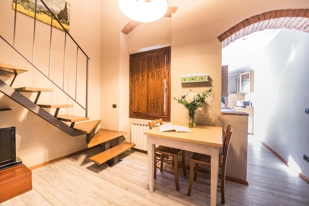A Few Steps to The Duomo Elegant 2BD Apt - photo 10