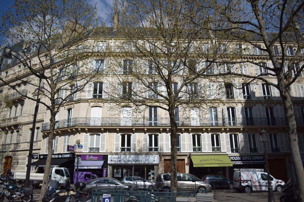 Paris Square - photo 1