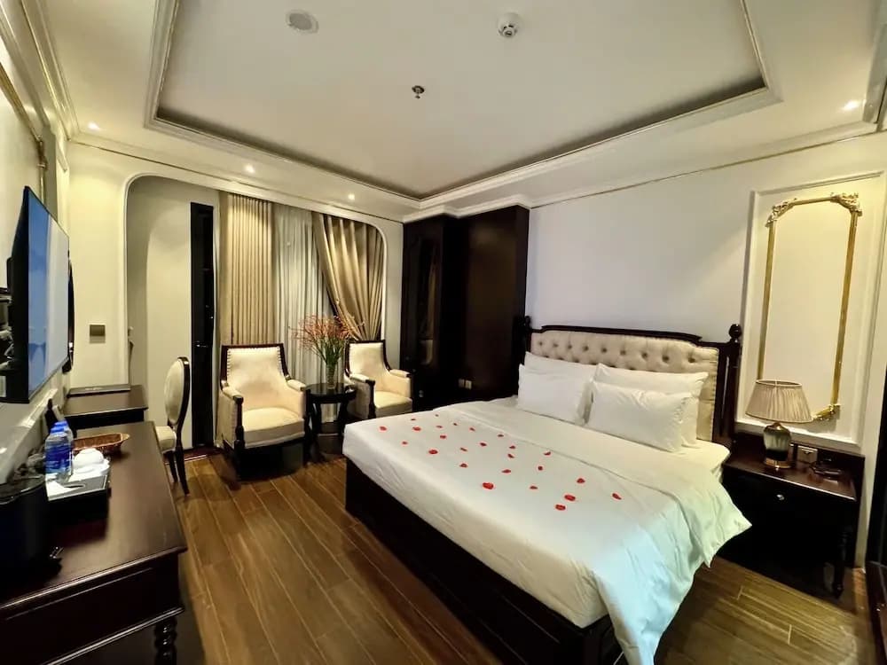 Royal Hanoi Hotel - photo 17
