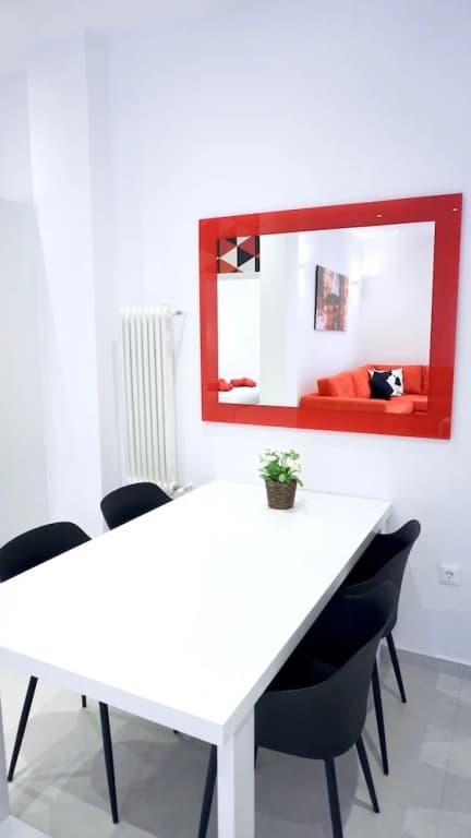 Unique Stylish Apt in Athens - photo 3