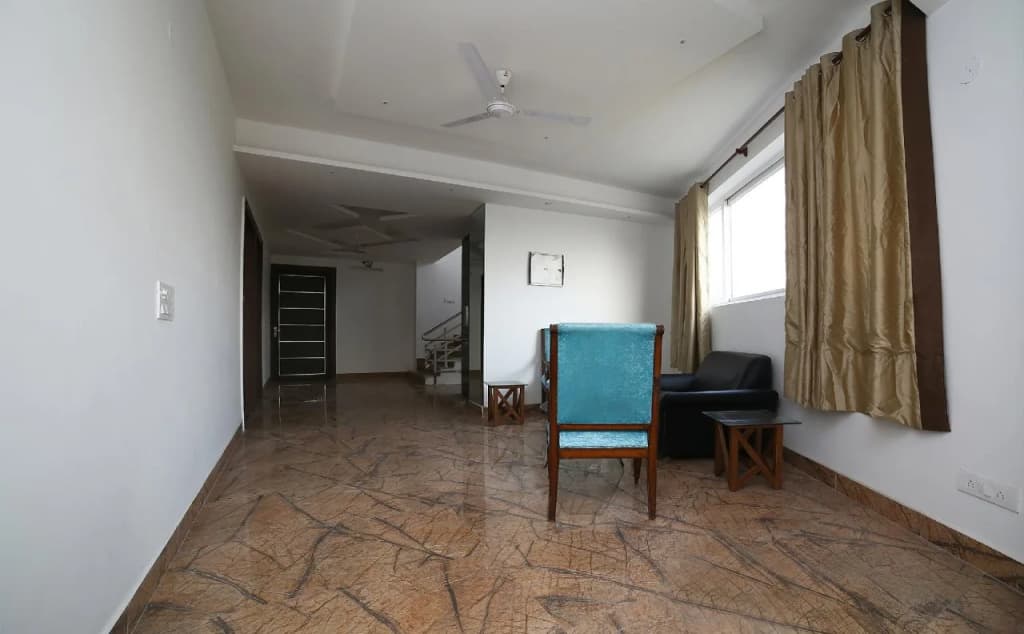 Hotel Pine By OYO Rooms - photo 16
