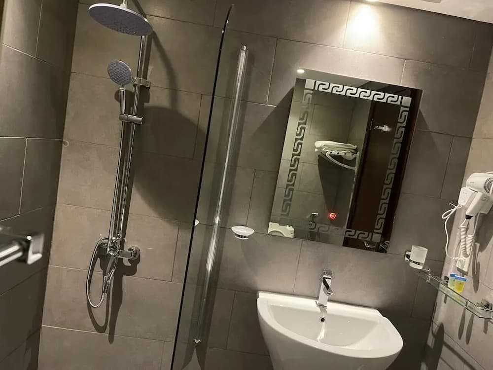 Raha Hotel - photo 8