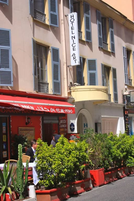 Nice Art Hotel - Hostel - photo 1