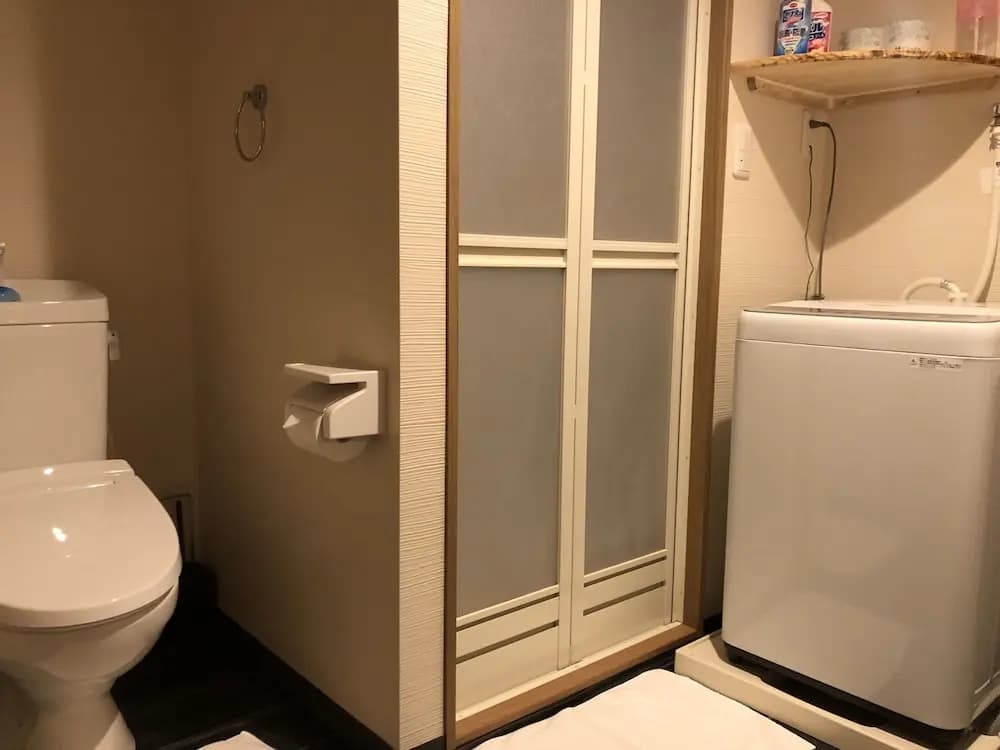 Shimanouchi Luxury Apartment - photo 28
