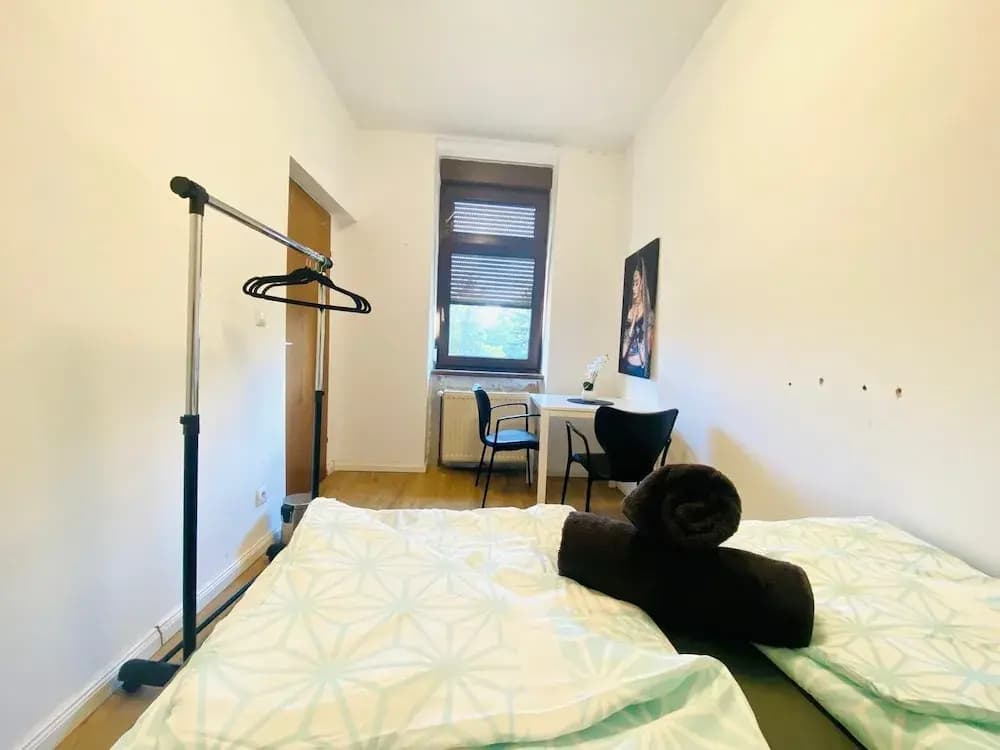 Spacious 4BR for 15 & 15 Min to Danube - photo 39