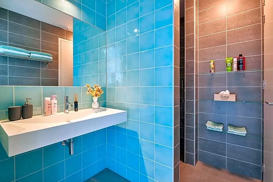 Lake View Apartment Amsterdam - photo 9