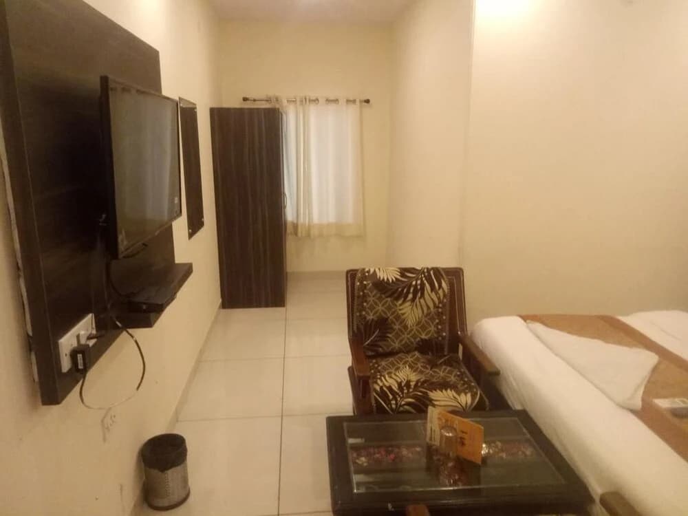 Hotel Grand Lawson - photo 2