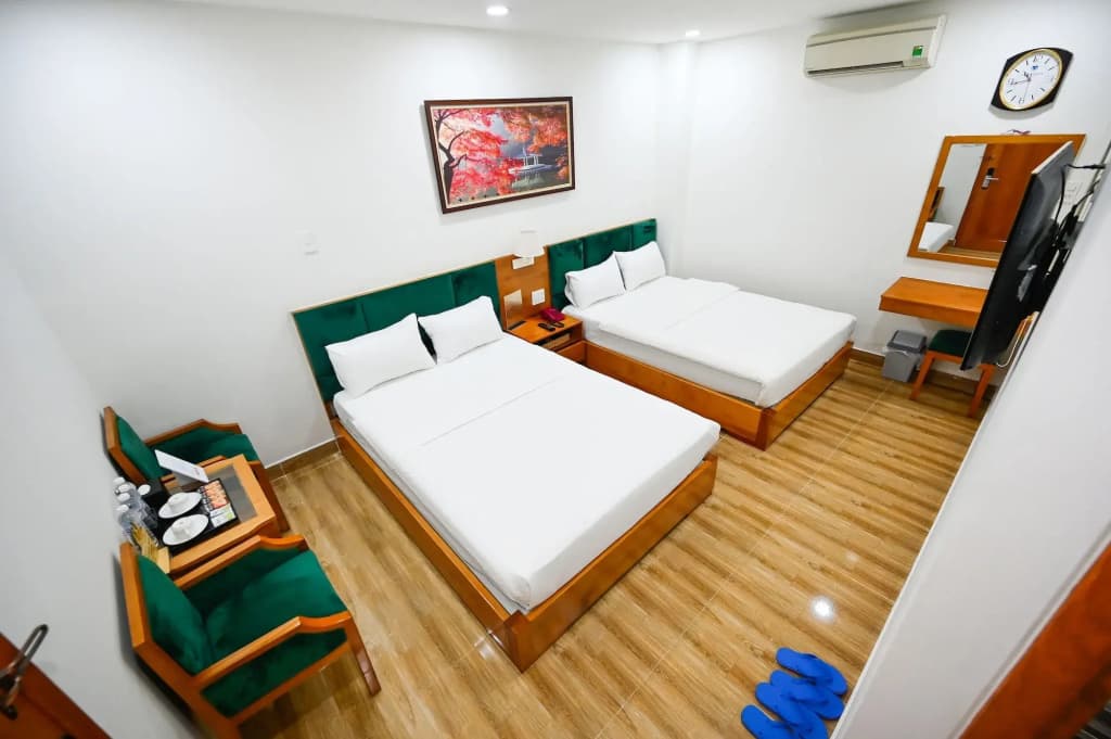 Vivian Hotel Saigon Airport - photo 22