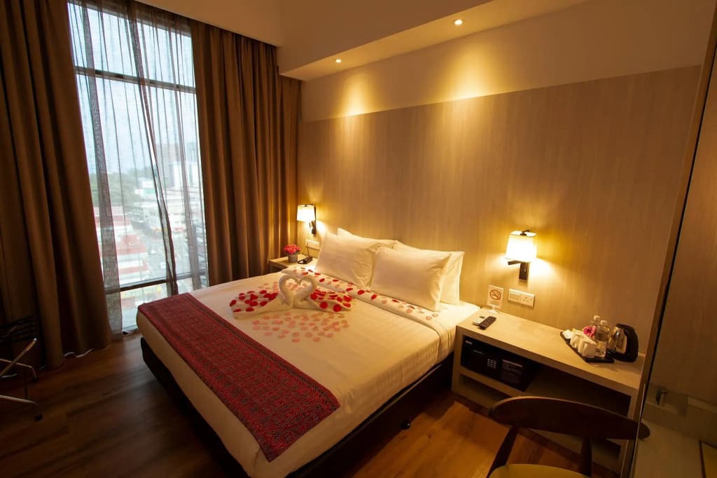 AZ Hotel & Serviced Apartments - photo 5