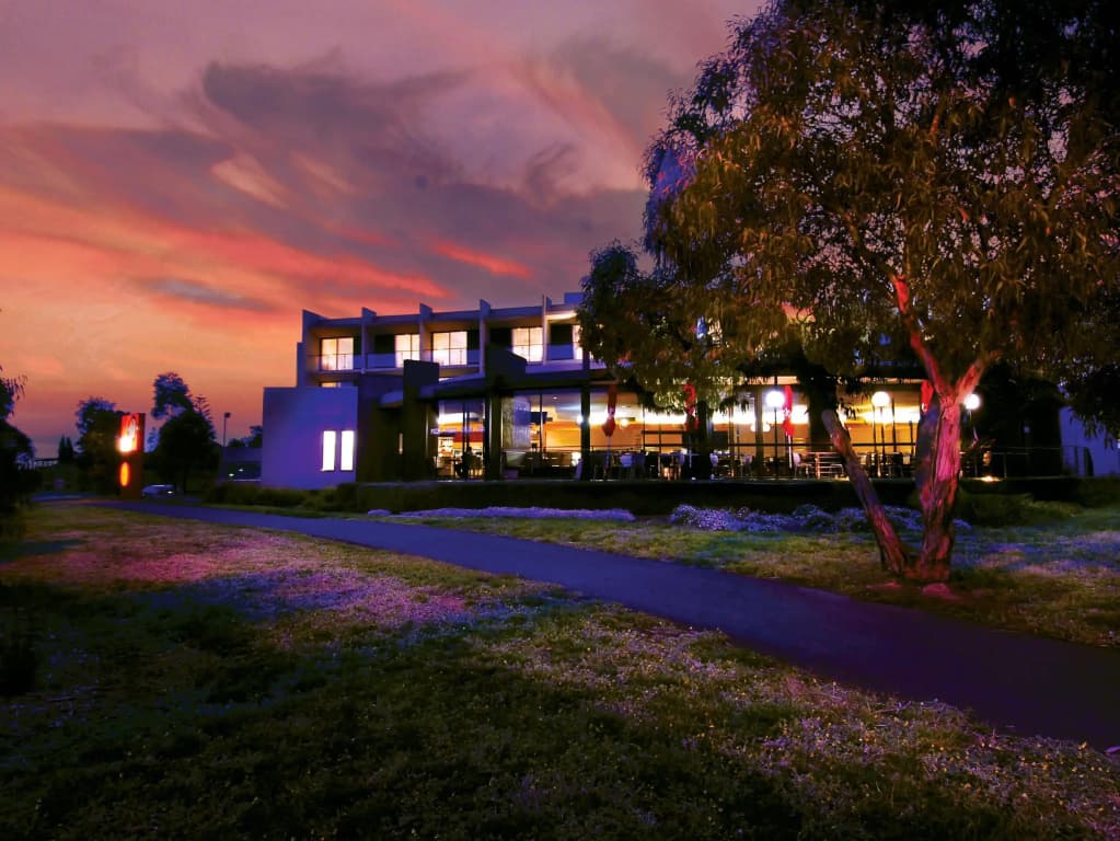 Golden Pebble Hotel - photo 21