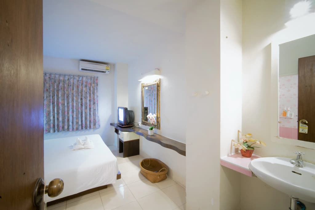 Khaosan Holiday - photo 7