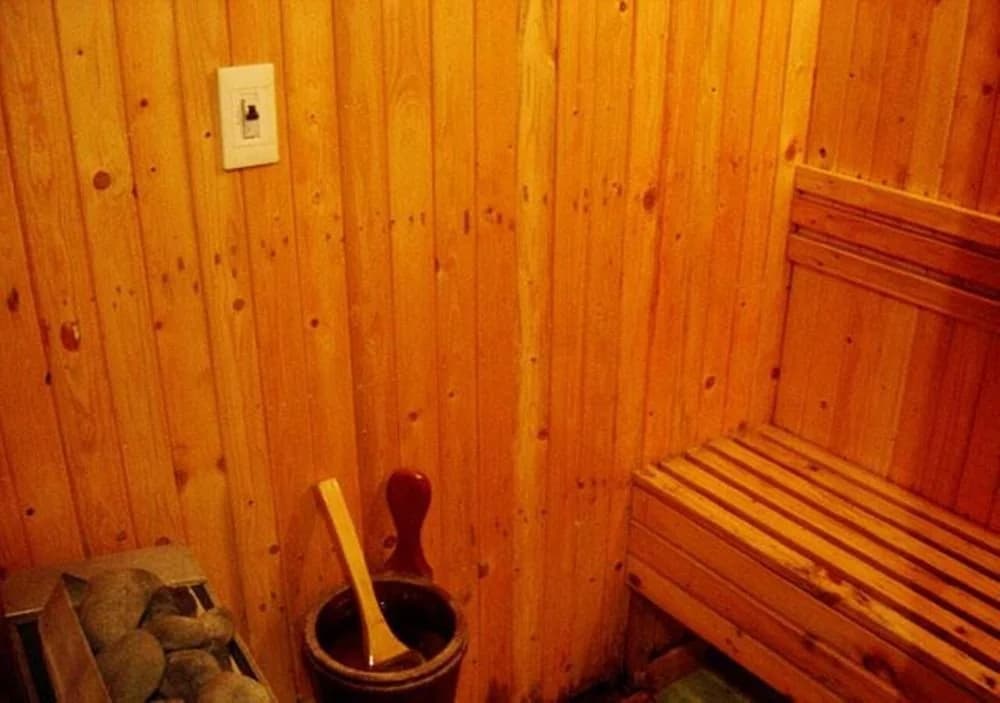 VMQ Hotel - photo 13
