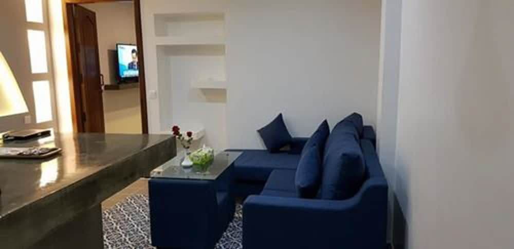 Katy Resident and Spa - photo 2