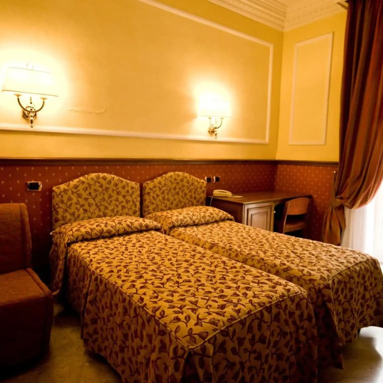 Hotel Donatello - photo 23