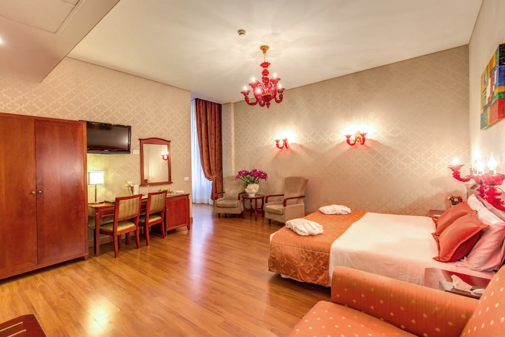 Augusta Lucilla Palace Hotel - photo 17
