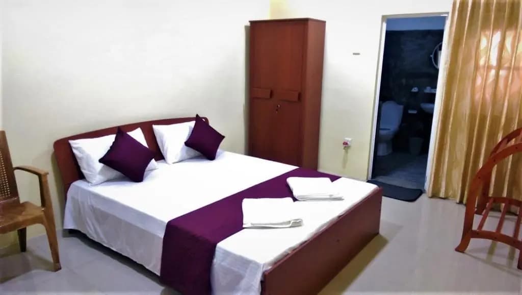 Colombo Gardens Guest House - photo 5