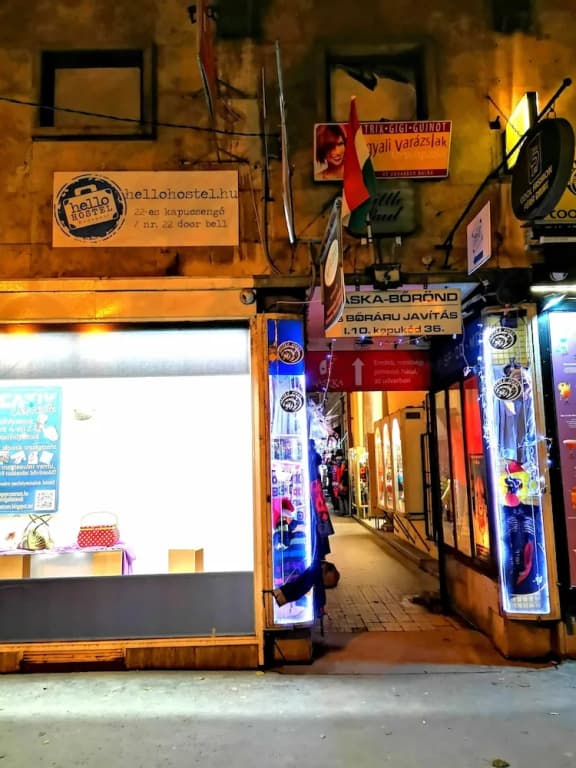 Hello Hostel - photo 14