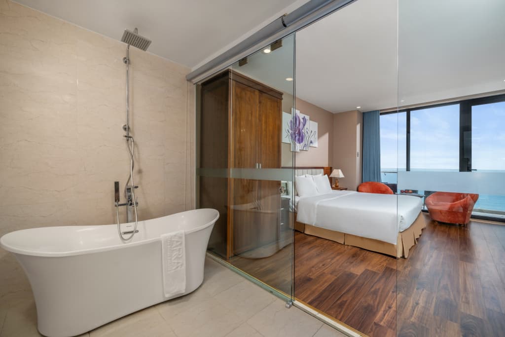 Yarra Ocean Suites Danang - photo 47